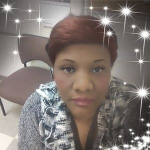 Meet your Posher, Cynthia